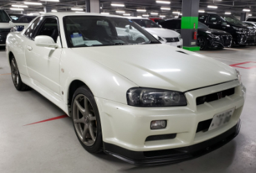 Nissan Skyline GT-R V-spec-2 R34